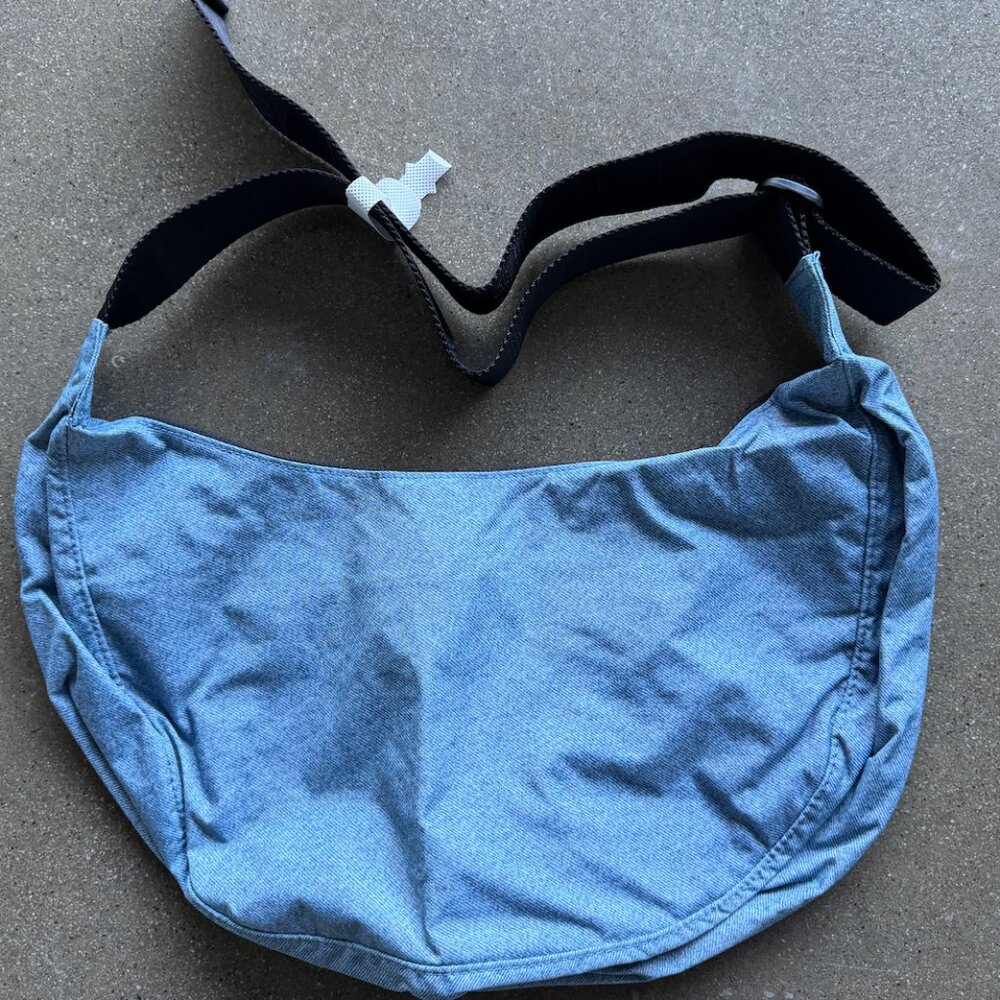 Medium Denim Crescent Bag by Baggu
